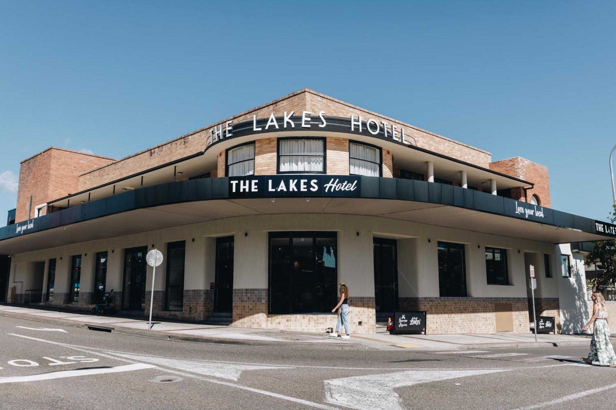 The Lakes Hotel Entrance Eksteriør billede